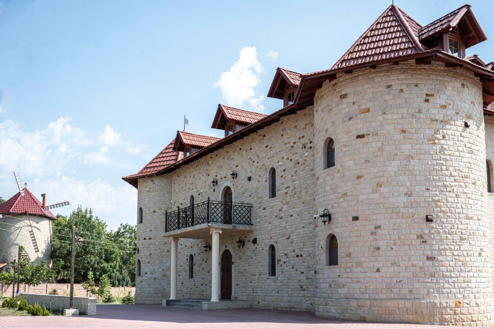 Castel Unghern Ivancea Dış mekan fotoğraf